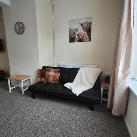 2 Bed House, Contractors & Holiday Guests Welcomed Dowlais Εξωτερικό φωτογραφία